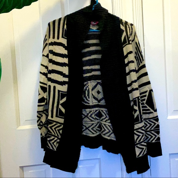 Say What? Black and Tan Pattern Cardigan, Size Youth XL, Used - Picture 1 of 2